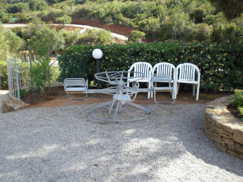 Garden equipped with children's play area